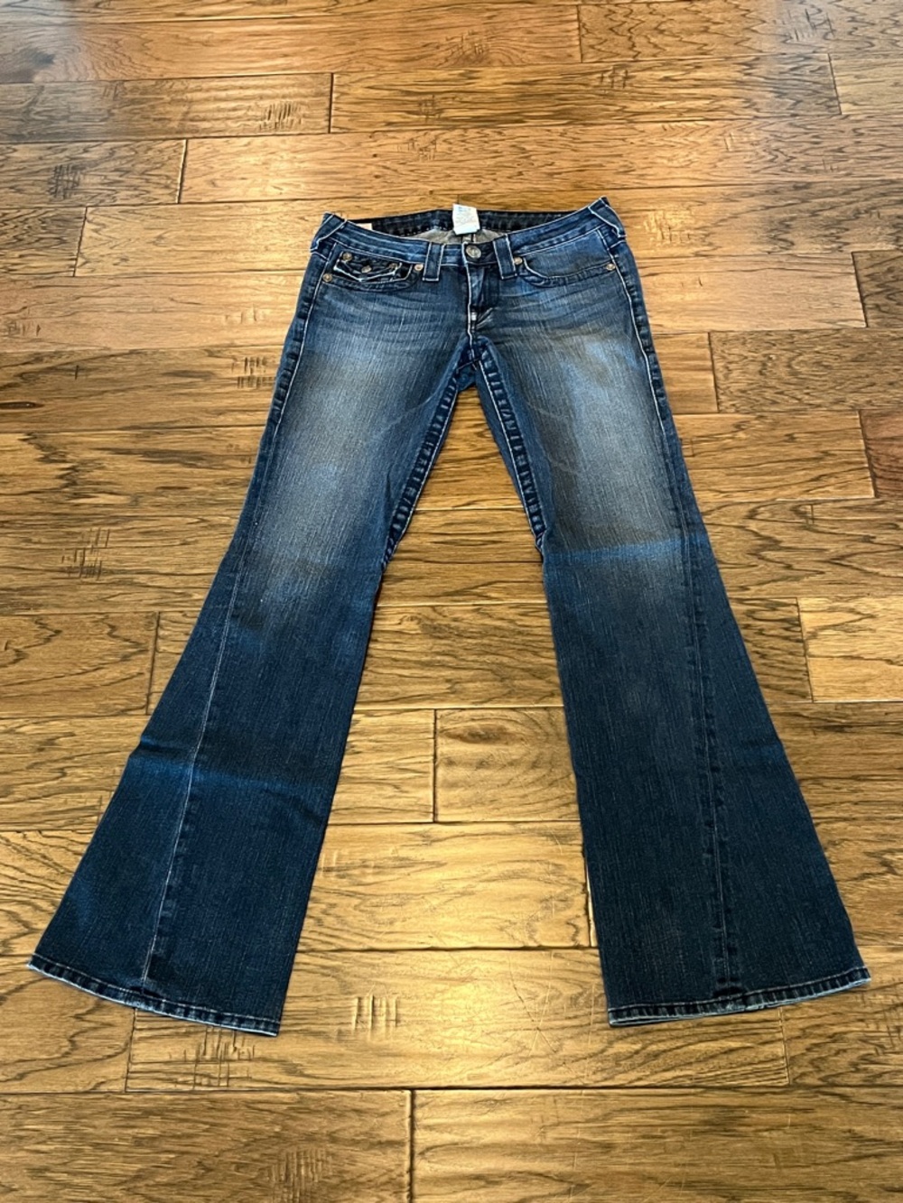 True Religion Joey Flare Leg Low Rise   Size 29